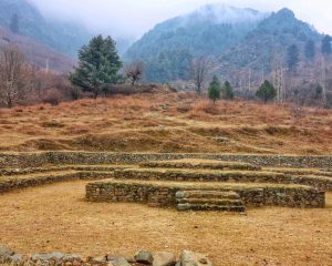 जिस सच को इतिहास ने दबा दिया था… वह धरती फाड़कर बाहर आ गया है।